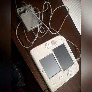 Nintendo D2S XL